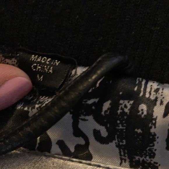 gorgeous faux leather jacket from Guess Jeans - Picture 8 of 8